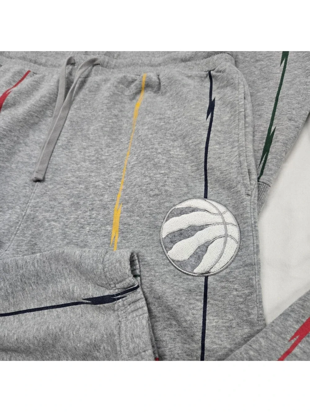 EUC Size MEDIUM The Bay x Toronto Raptors Sweatsuit Hoodie Joggers Set Striped